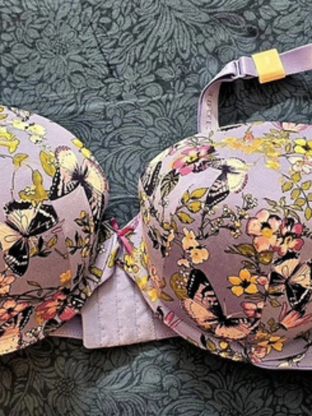 Cacique T-Shirt Push Up Print Back Close 360 Back Bra